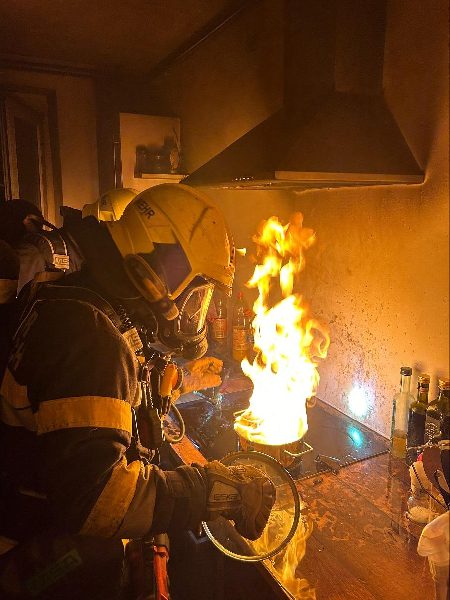 Wohnungsbrand (Bild 1)